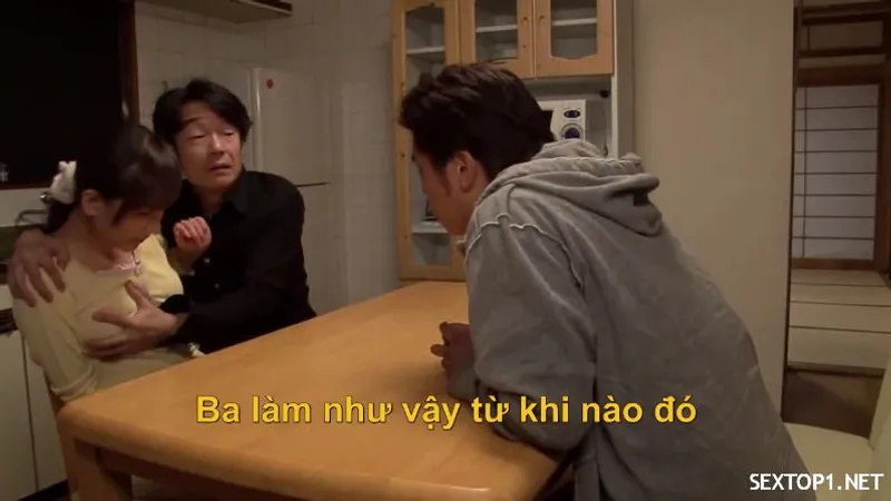 Bố và anh chồng yêu cưỡng bức nàng dâu vietsub